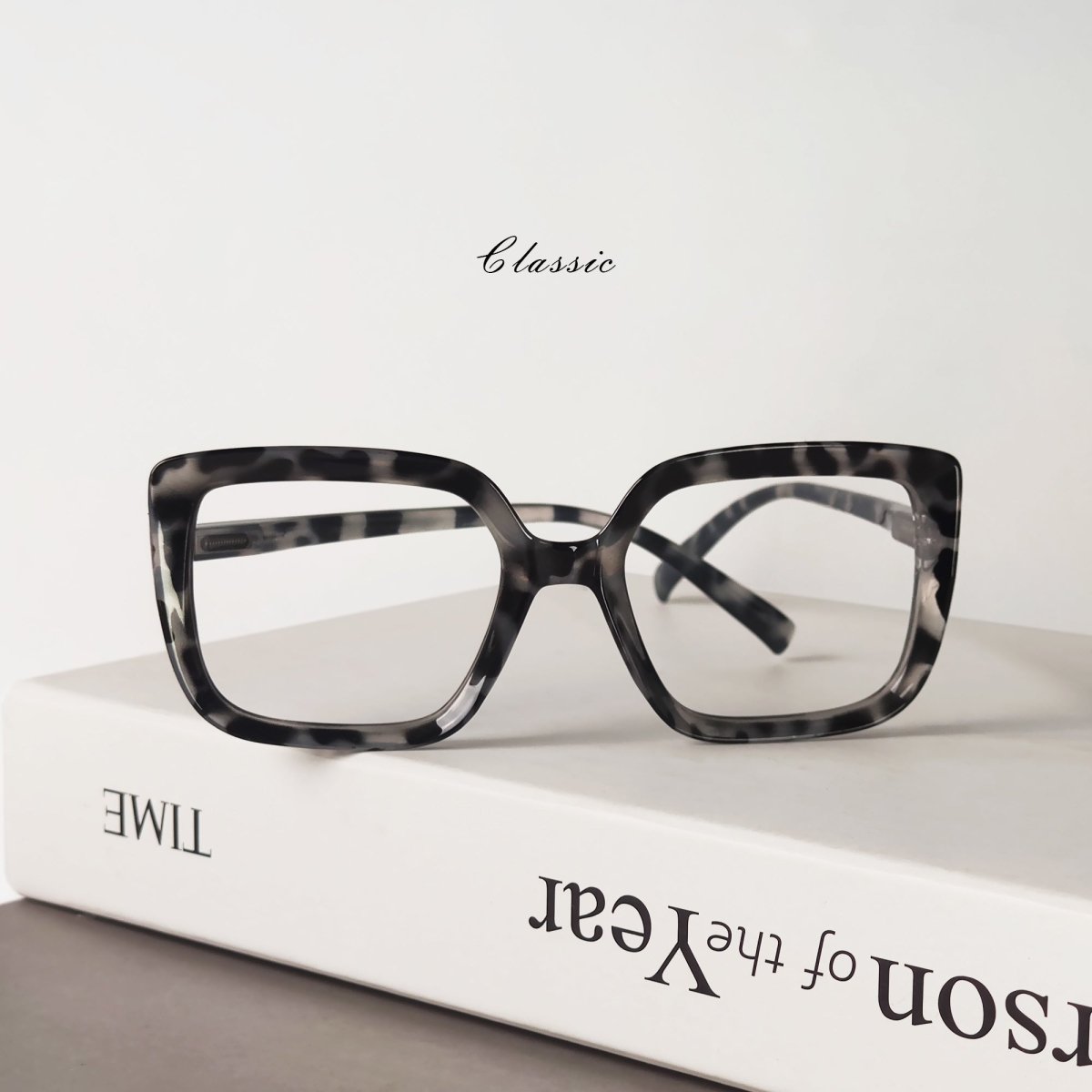 Stylish Classic Reading Glasses Minimalist Marble Readers R2014eyekeeper.com